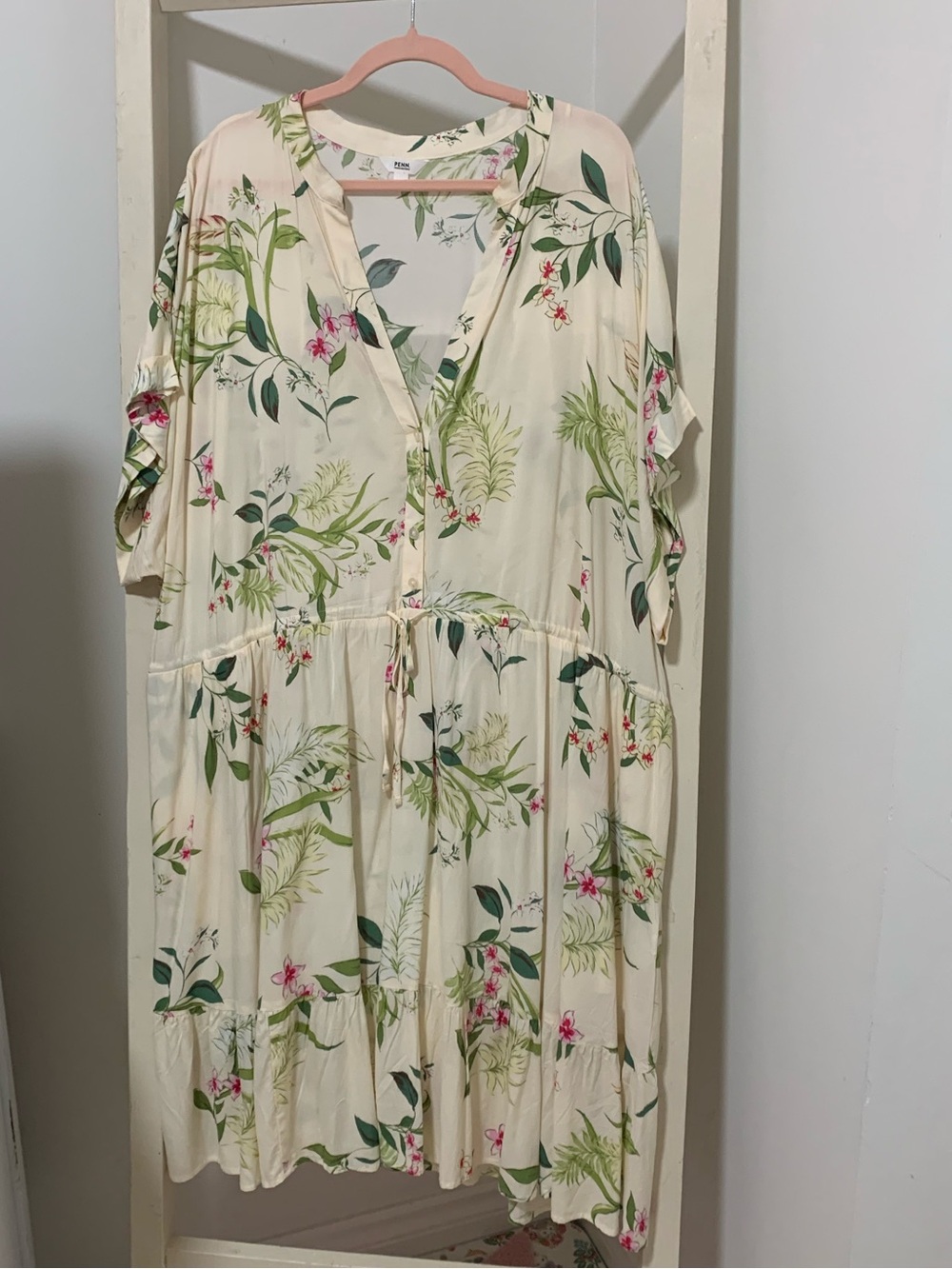 Penningtons Cream Floral V-Neck Tiered Midi Dress